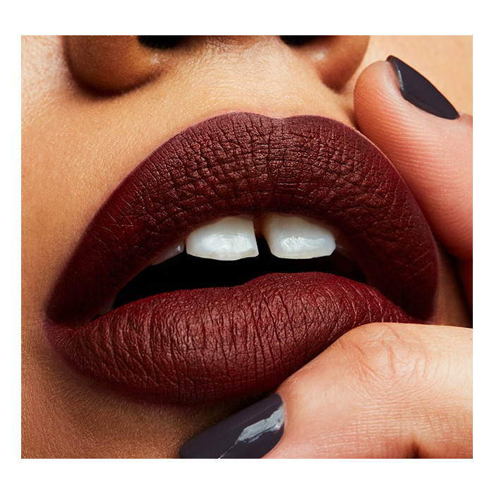 RETRO MATTE LIQUID LIP COLOUR CARNIVOROUS 5 ML