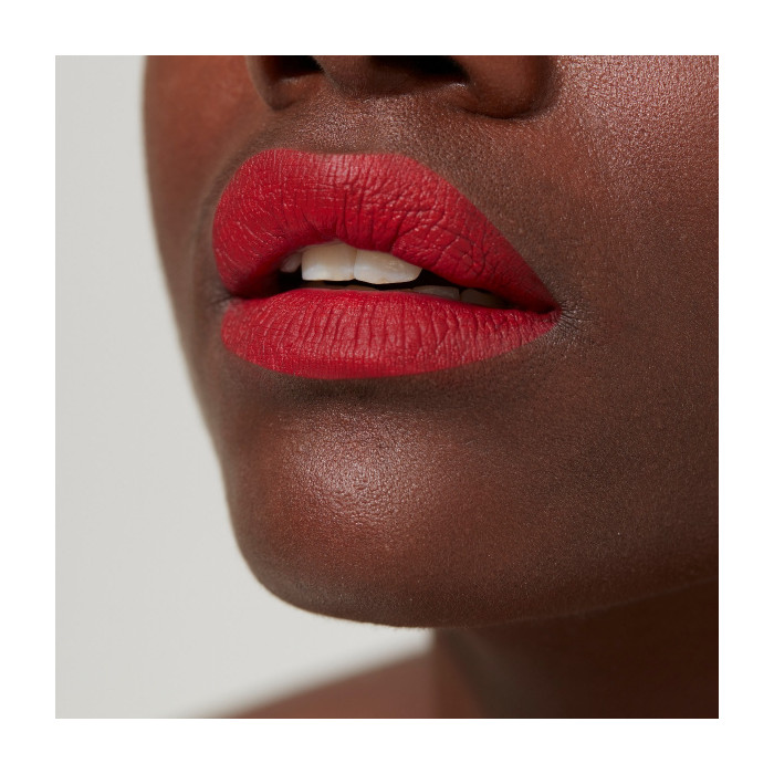 VELVET TOUCH LIPSTICK 005-MATT CLASSIC RED 4 GR